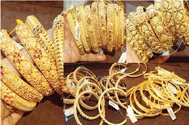 Gold Silver Price: सोने की कीमतों में मामूली बढ़ोतरी, चांदी की कीमत में 500 रुपये की गिरावट; दशहरा दिवस के लिए कीमतों की जाँच करें