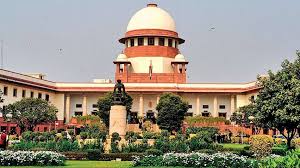 Supreme Court: पतंजलि भ्रामक विज्ञापन मामले की सुनवाई में 23 तारीख को बाबा रामदेव और आचार्य बालकृष्ण मौजूद रहेंगे.