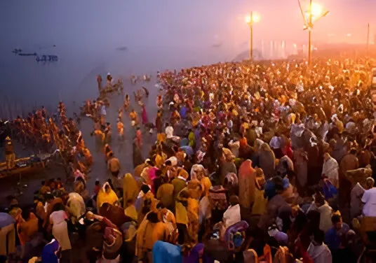 Mahakumbh: महाकुंभ का इतिहास- कैसे शुरू हुआ यह महान पर्व?