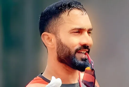 Dinesh Karthik: कार्तिक का क्रिकेट करियर- सफलताएं और चुनौतियाँ