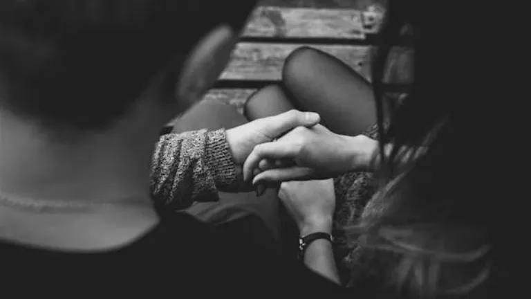 Relationship- रिश्तों में विश्वास कैसे बनाएं?